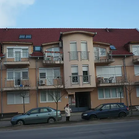 Klara Apartman * Harkány