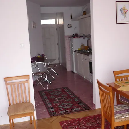 Klara Apartman