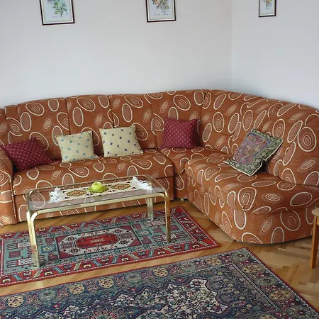 Klara Apartman